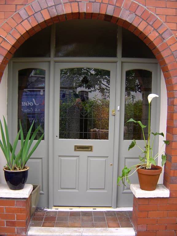 Glazed interior door for light flow