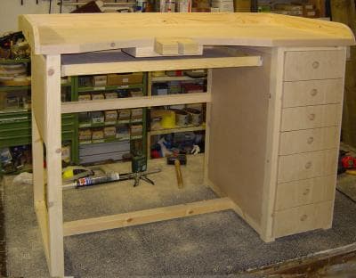 Workshop bench