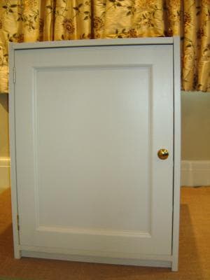 Custom hi-fi unit Cardiff